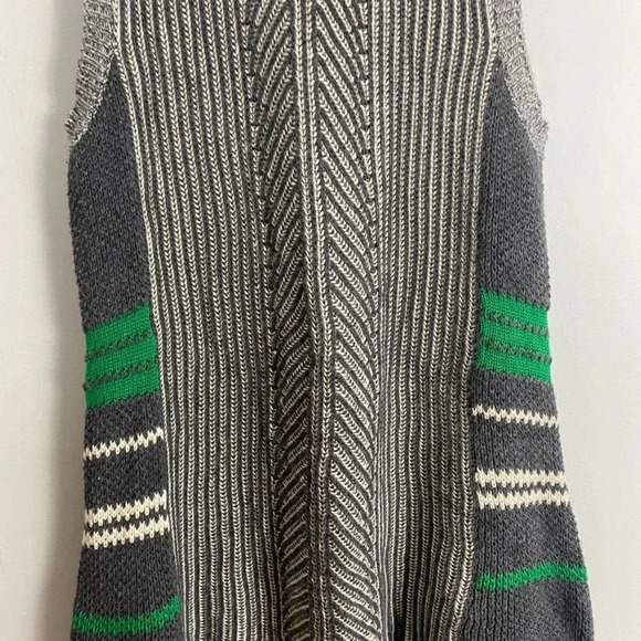 Cabi Knit Sweater Vest Tunic - Picture 5 of 13